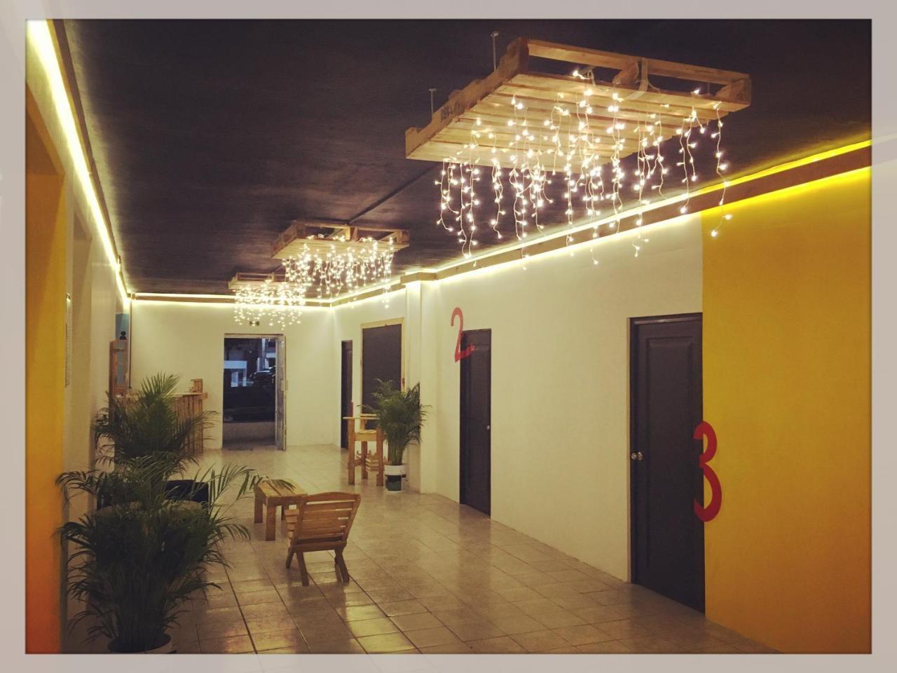 Morenita Linda Hostel Cancún Exterior foto